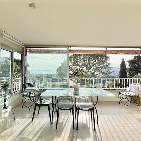 Appartement T3 With Magnificent Sea View *