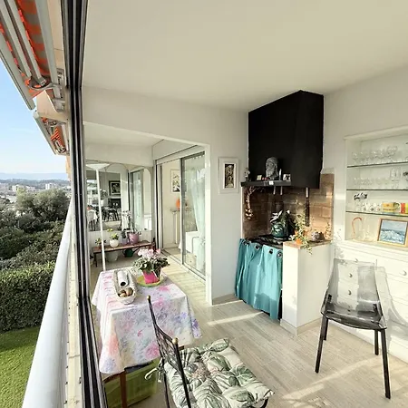 Appartement T3 With Magnificent Sea View